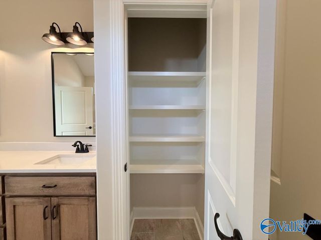 26481 Old Town Drive, Athens, AL 35613