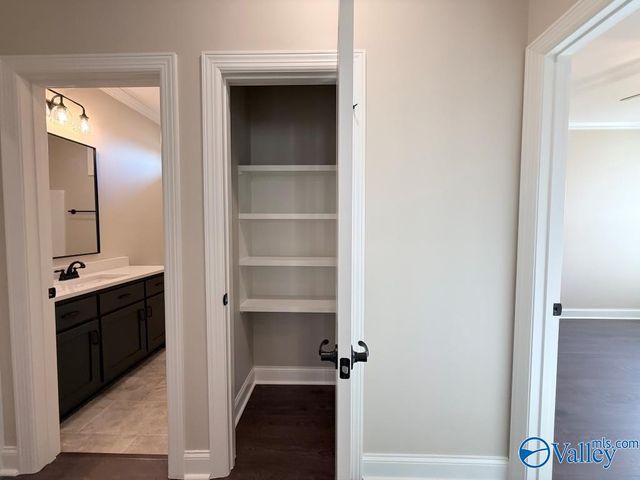 26481 Old Town Drive, Athens, AL 35613