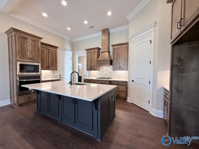 26481 Old Town Drive, Athens, AL 35613