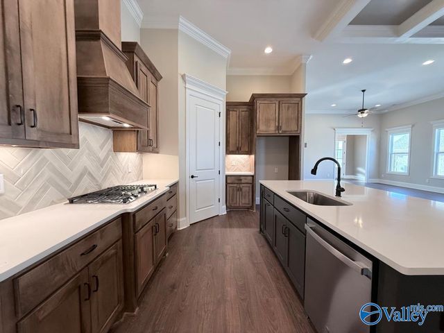 26481 Old Town Drive, Athens, AL 35613