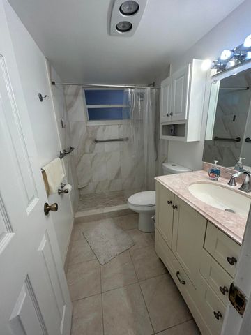 225 Bonnie Boulevard 405, Palm Springs, FL 33461