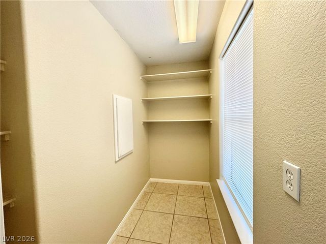 2281 South Zuni Avenue, Pahrump, NV 89048