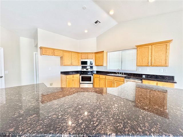 2281 South Zuni Avenue, Pahrump, NV 89048