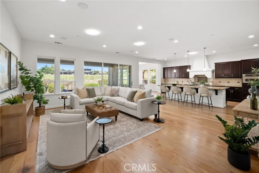 1788 Louise Lane, Nipomo, CA 93444