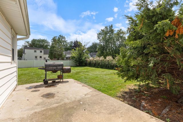 1206 Campbell Street, Joliet, IL 60435