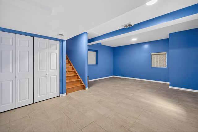 1281 Scarlet Drive, Addison, IL 60101