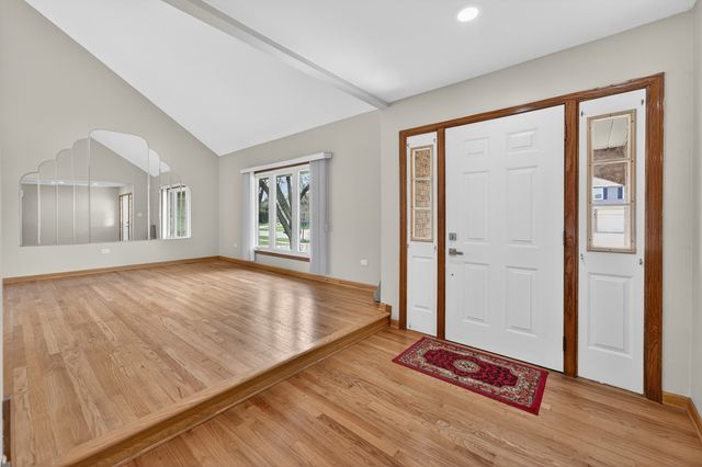 1281 Scarlet Drive, Addison, IL 60101