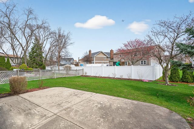 1281 Scarlet Drive, Addison, IL 60101
