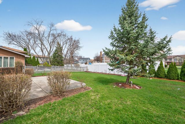 1281 Scarlet Drive, Addison, IL 60101