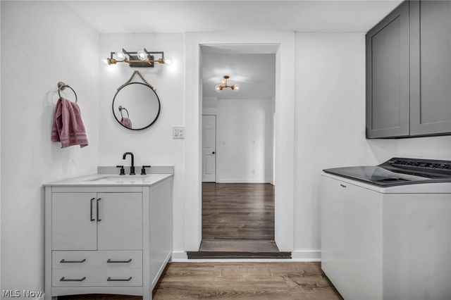 2204 Bunts Road, Lakewood, OH 44107