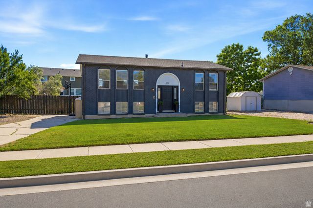 992 S 200 E, Layton, UT 84041