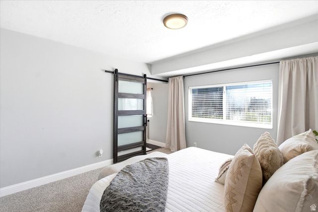 992 S 200 E, Layton, UT 84041