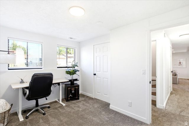 992 S 200 E, Layton, UT 84041