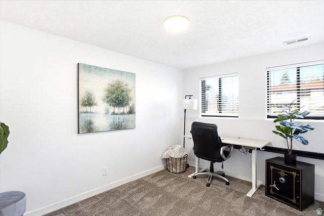 992 S 200 E, Layton, UT 84041