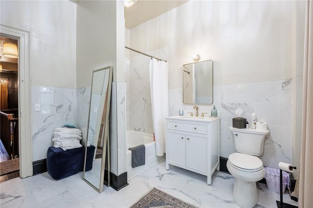 379 South Main Street, Geneva City, NY 14456