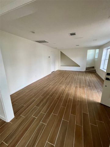 302 Moody Street, Houston, TX 77009