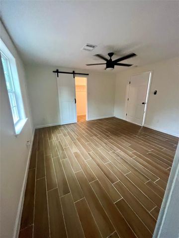 302 Moody Street, Houston, TX 77009