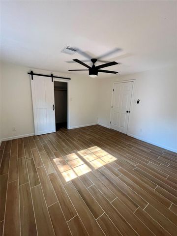 302 Moody Street, Houston, TX 77009