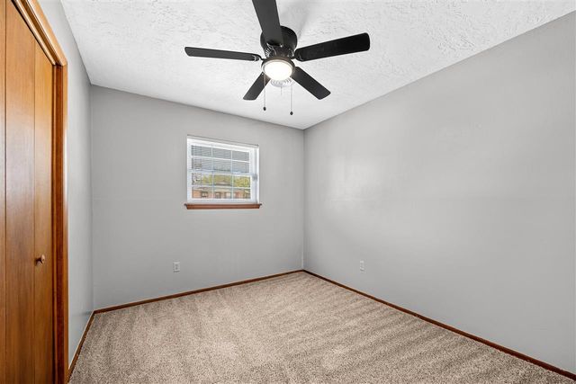 7202 NW Compass Dr, Lawton, OK 73505