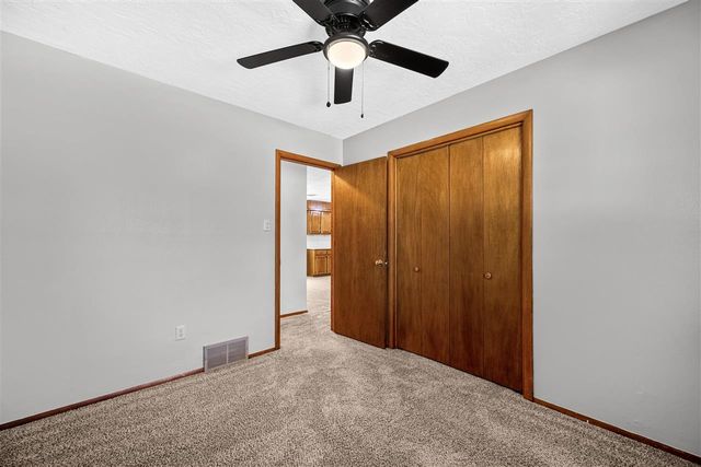 7202 NW Compass Dr, Lawton, OK 73505