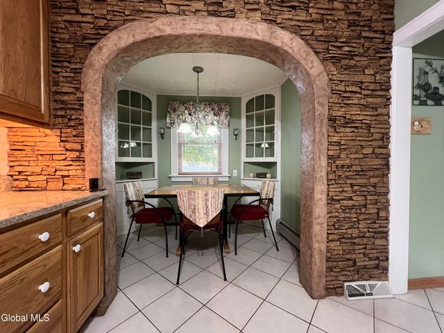 1222 Paul Avenue, Rotterdam, NY 12306