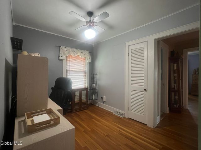 1222 Paul Avenue, Rotterdam, NY 12306