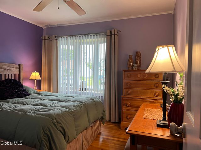 1222 Paul Avenue, Rotterdam, NY 12306