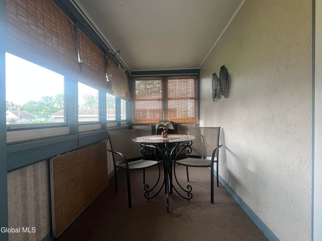 1222 Paul Avenue, Rotterdam, NY 12306