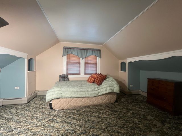 1222 Paul Avenue, Rotterdam, NY 12306