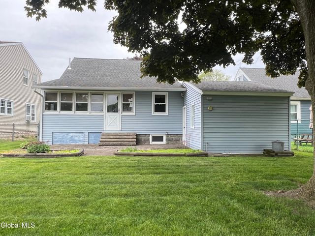 1222 Paul Avenue, Rotterdam, NY 12306