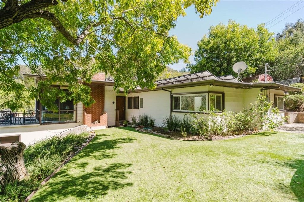 21466 Encina Road, Topanga, CA 90290 — photo 2