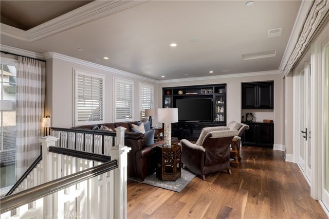 4492 Oceanridge Drive, Huntington Beach, CA 92649