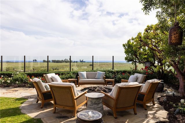 4492 Oceanridge Drive, Huntington Beach, CA 92649