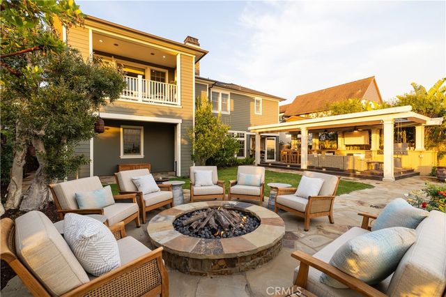 4492 Oceanridge Drive, Huntington Beach, CA 92649