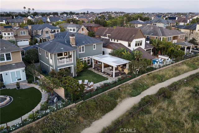 4492 Oceanridge Drive, Huntington Beach, CA 92649