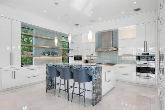 290 S Maya Palm Drive, Boca Raton, FL 33432