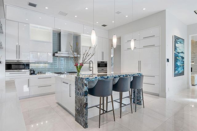290 S Maya Palm Drive, Boca Raton, FL 33432