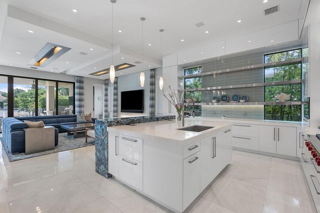 290 S Maya Palm Drive, Boca Raton, FL 33432