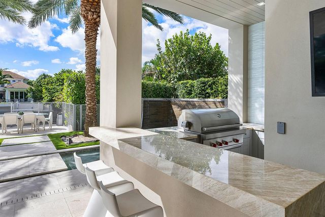 290 S Maya Palm Drive, Boca Raton, FL 33432
