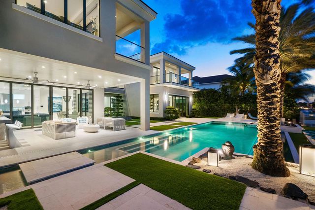 290 S Maya Palm Drive, Boca Raton, FL 33432