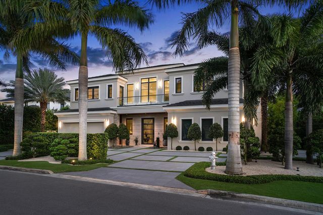 290 S Maya Palm Drive, Boca Raton, FL 33432
