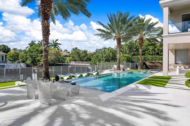 290 S Maya Palm Drive, Boca Raton, FL 33432