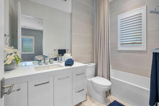 290 S Maya Palm Drive, Boca Raton, FL 33432