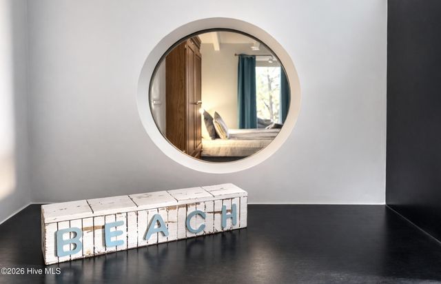 304 E Leonard Street, Southport, NC 28461