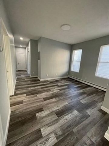 25 Brimblecom St 1, Lynn, MA 01902