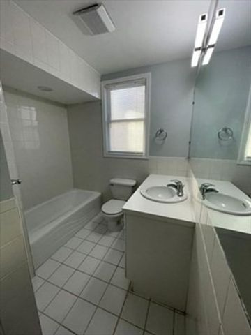 25 Brimblecom St 1, Lynn, MA 01902