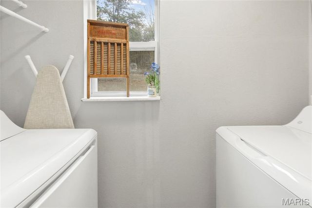 5600 Jenny Lane, Robertsville, MO 63072