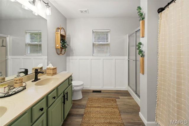 5600 Jenny Lane, Robertsville, MO 63072