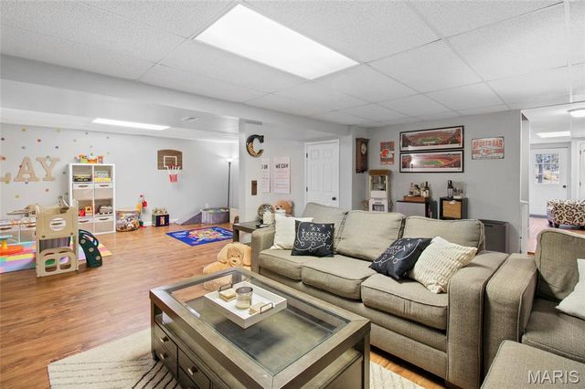 5600 Jenny Lane, Robertsville, MO 63072