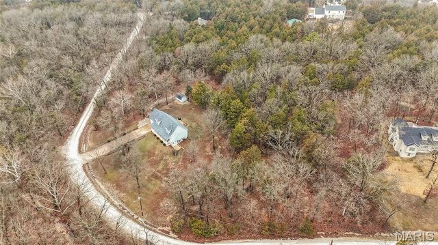 5600 Jenny Lane, Robertsville, MO 63072